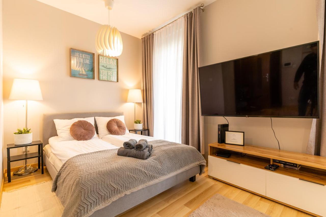 Marina Apartment - Przy Jeziorze, Taras, Tv55" Z Netflix I Prime, Parking Iława Exteriör bild