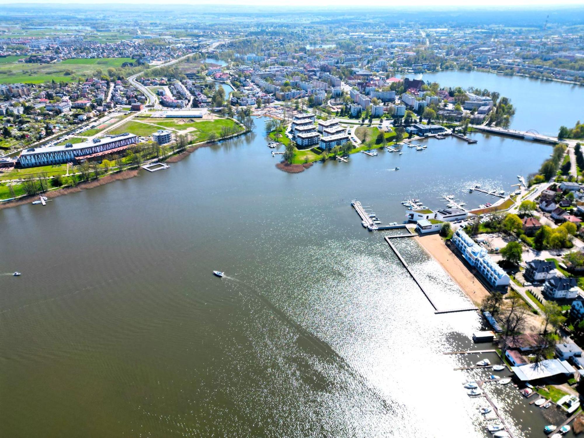 Marina Apartment - Przy Jeziorze, Taras, Tv55" Z Netflix I Prime, Parking Iława Exteriör bild